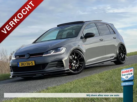 Volkswagen Golf 7.5 2.0 TSI GTI TCR 500PK / Pano / REVO Air Intake / Carbon Stuur / KW V3 Schroefset / Custom Alcantara delen / ESX Custom Audio / Dcc / Keyless