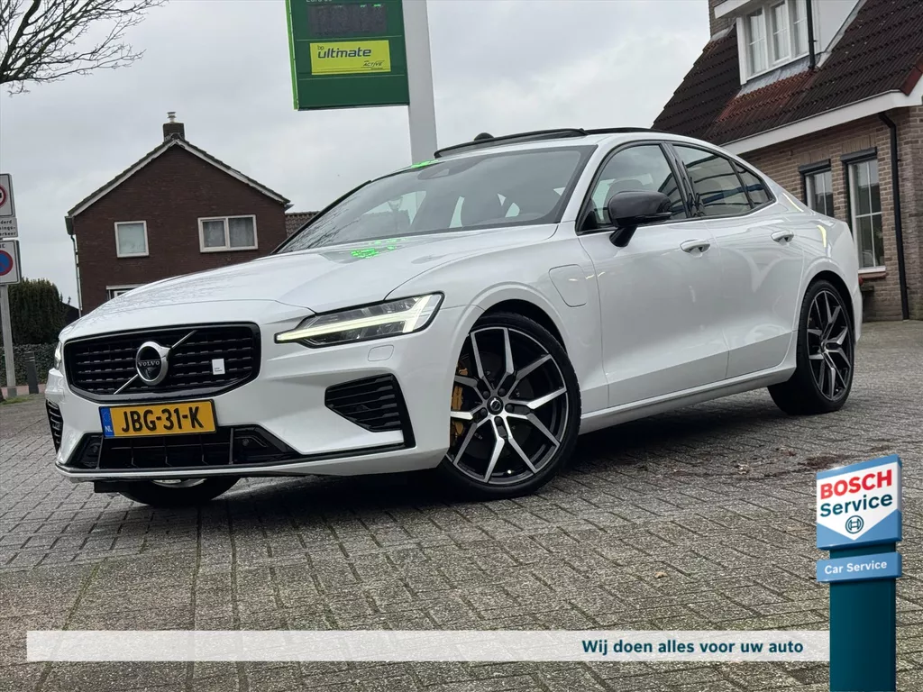 Volvo S60 2.0 T8 AWD Polestar Engineered / Panoramadak / Keyless / Head-up / Bowers&Wilkens / 360*Camera / Elektr-Trekhaak / Memory / Stoel/Stuurverwarming