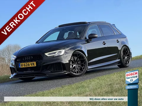 Audi Rs3 2.5 TFSI 507PK Quattro / Full Option / Pano / Keramisch / Carbon / Schaal stoelen / Virtual Cockpit / Daza / 19* Wheelforces / Keyless / Full Maxton