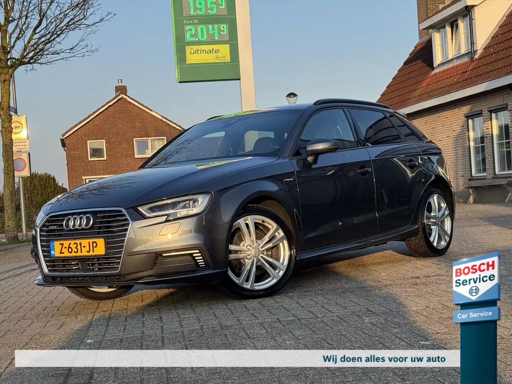 Audi A3 Sportback 1.4 E-tron S-Line / Virtual Cockpit / Keyless / Camera / Bang&Olufsen / Led / Stoelverwarming / Eletr Stoelen / Lane Assist / 18*Inch