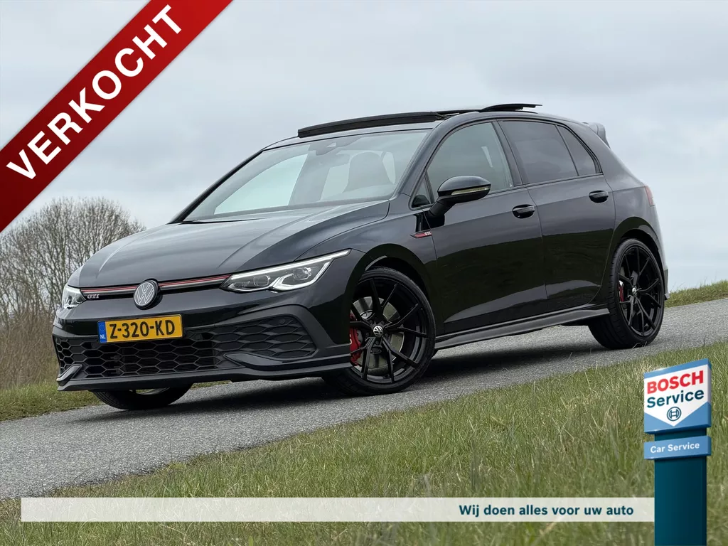 Volkswagen Golf 8 2.0 TSI GTI Clubsport 300PK / Pano / IQ Light / Sfeer verlichting / Virtual Cockpit / Dcc / Acc / Keyless / Stoel/Stuurverwarming / Carplay / Camera