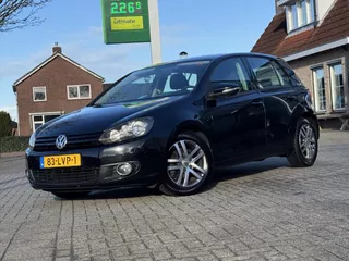 Volkswagen Golf 1.2 TSI 77KW 5D