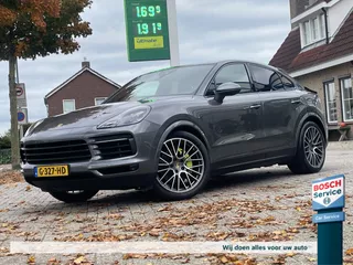 Porsche Cayenne Coupé 3.0 V6 462PK E-Hybrid / Pano / Nl auto / Bose / Keyless / Camera / Leder / Memory / Navi / Acc / Dcc / Elektische achterklep / 21*Ich