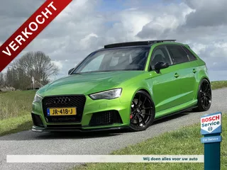 Audi Rs3 2.5 TFSI 480PK Quattro / Pano / Schaal stoelen / Org NL / 1e Eigenaar / Maxton / B&O / Camera / 19* O.Z / Led / Alcantara / Lava Green / Keyless