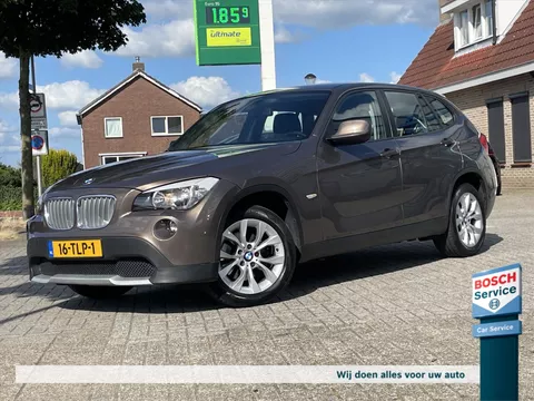 BMW X1 Sdrive18I Executive / Trekhaak / Clima / Lichtmetaal / Pdc