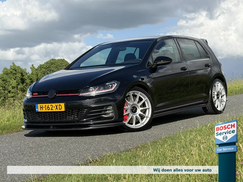 Volkswagen Golf 7.5 2.0 TSI GTI 458PK / Porsche Big Brake / Carbon stuur / Rotiform / Virtual Cockpit / Full Maxton / APR Intake / Wagner / 200cells Downpipe