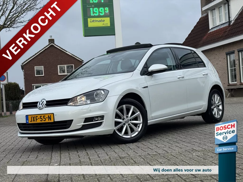 Volkswagen Golf 1.2 TSI LOUNGE Edition / Pano / Stoelverwarming / Bleutooth / Navi / Cruise / Clima / Pdc / Lichtmetaal