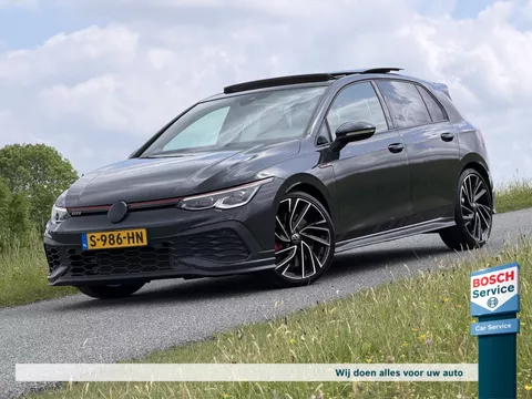 Volkswagen Golf 8 2.0 TSI GTI Clubsport 300PK / Pano /  IQ Light / Sfeer verlichting / Virtual Cockpit / Dcc / Acc / Keyless / Stoel/Stuurverwarming / Carplay