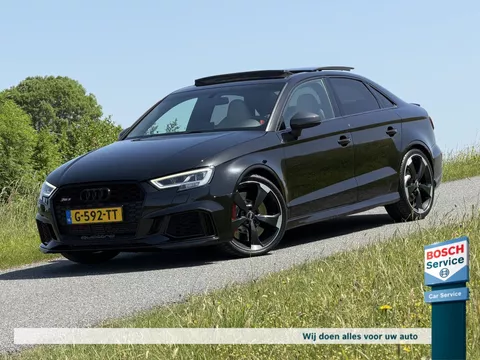 Audi Rs3 - Limousine 2.5 TFSI 400PK Quattro / Pano / Virtual Cockpit / Schaalstoelen / Keyless / Carplay / Camera