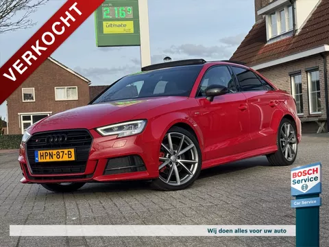 Audi A3 Limousine 2.0 TFSI Quattro 300PK / S3 Uitgevoerd / Pano / Schaalstoelen / Virtual Cockpit / Maxton / Keyless / Navi / Custom uitlaat / Stoelverwarming /19*Inch