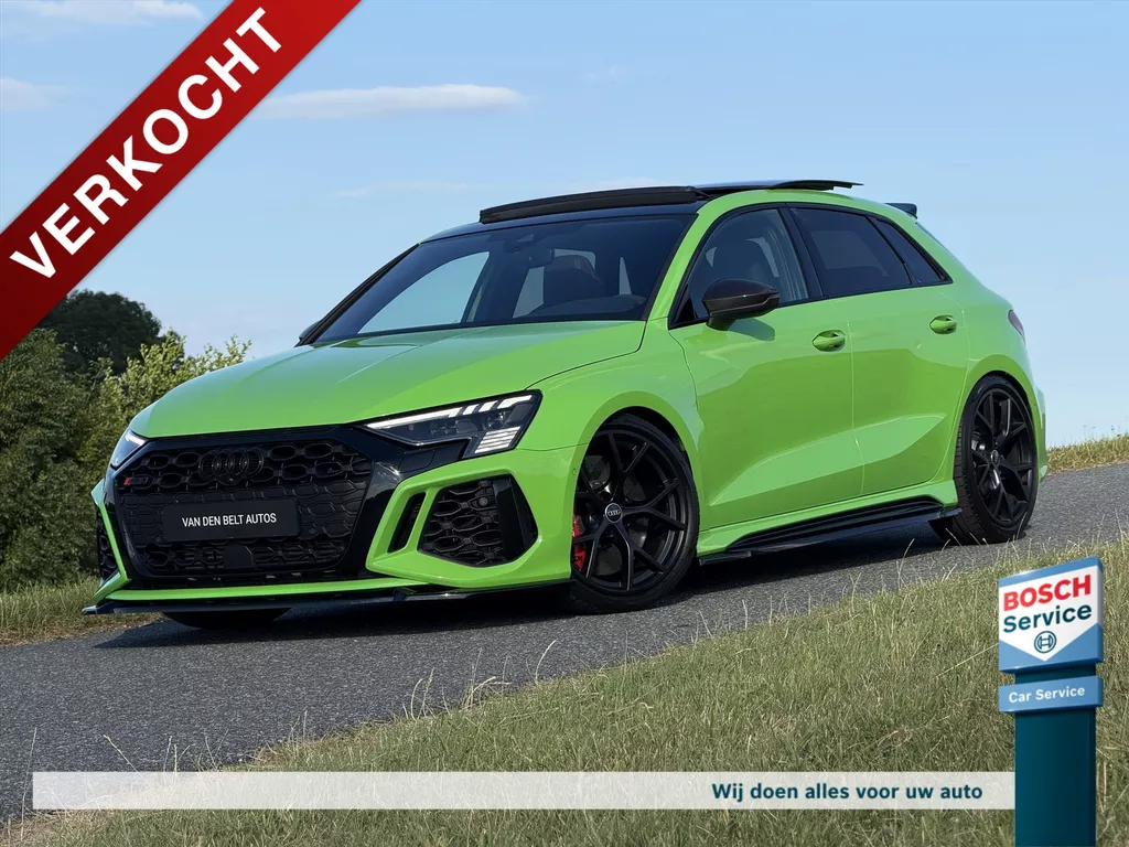 Audi Rs3 2.5 TFSI 400PK Quattro / Hulk / Pano / Keramisch / B&O / Full Maxton / Schaalstoelen / Memory / Keyless / Carplay / Camera / Carbon / Side Assist
