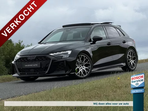 Audi Rs3 2.5 TFSI 400PK Quattro / Pano / Head-up / Sonos / Maxton / Memory / Keyless / Carbon / Sfeer verlichting / Massage / Carplay