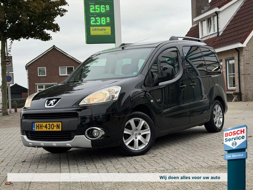 Peugeot Partner 1.6 Tepee Family / Panoramadak / Trekhaak / Cruise / Airco / Pdc / Lichtmetaal / Schuifdeuren